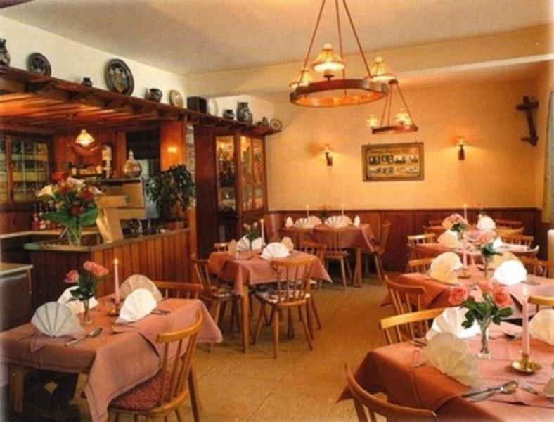 Bayerischer Hof Аморбах Екстериор снимка